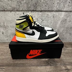 JORDAN 1 RETRO HIGH VOLT